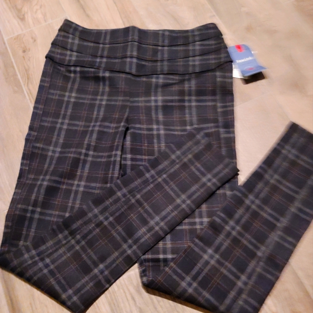 Rewind superior fit pants